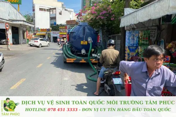 Hút bể phốt tại Thị xã Thuận Thành trọn gói giá rẻ BH 5 năm 11 Hút bể phốt tại Thị xã Thuận Thành