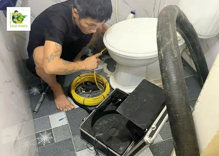 Hút Hầm Cầu Tại Bình Hòa Tận Nơi - Cam Kết Sạch 100% 3 hut ham cau tai binh hoa 2 -