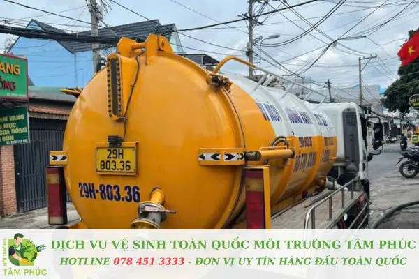 Hút hầm cầu tại Cửa Đại