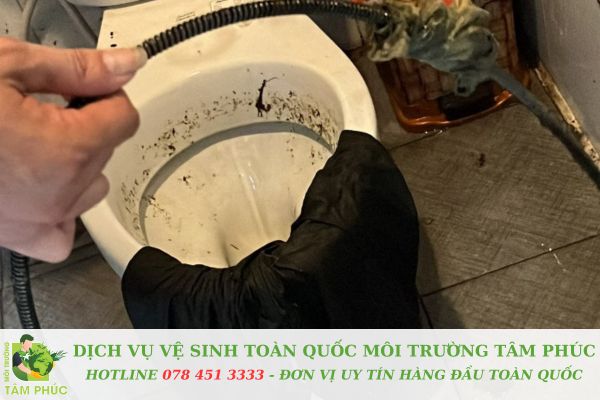 Thông bồn cầu nghẹt tại An Cư