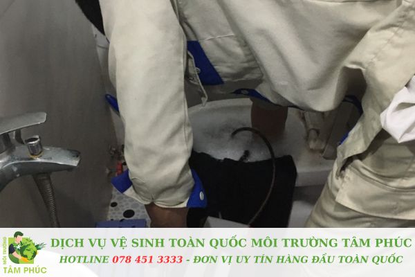 Thông bồn cầu nghẹt tại Cần Đăng