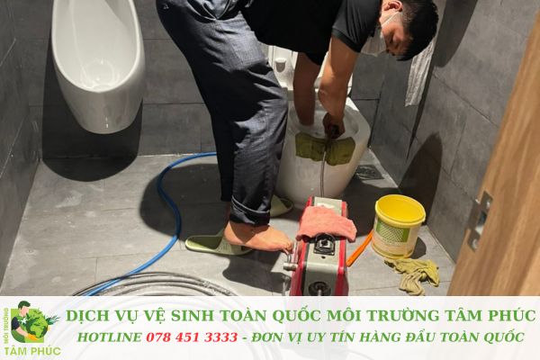 Thông bồn cầu nghẹt tại Chi Lăng