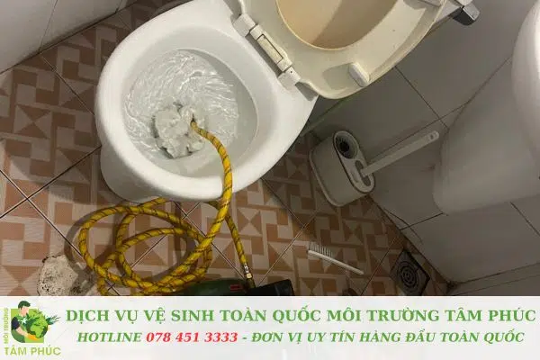 Thông bồn cầu nghẹt tại TPHCM 