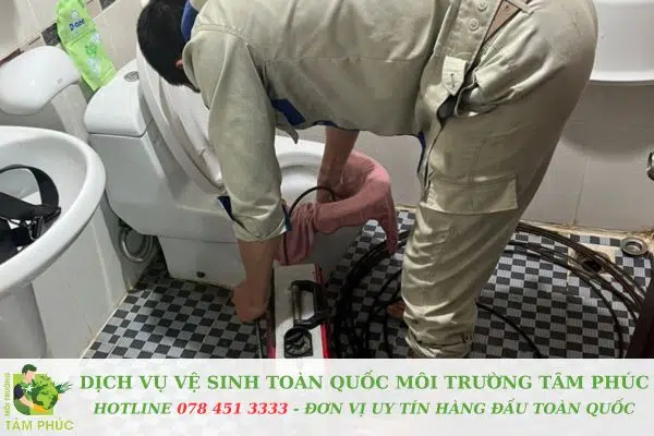 Thông bồn cầu nghẹt tại TPHCM 