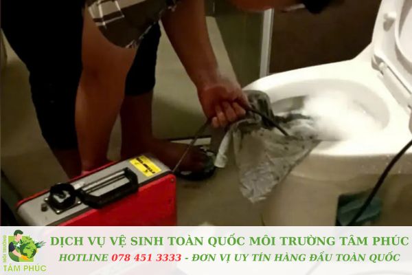 Thông bồn cầu nghẹt tại Vĩnh Tế