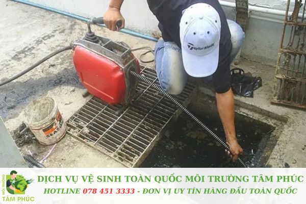 Thông cống nghẹt tại Tân Tiến