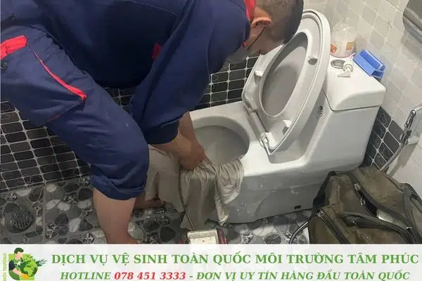 Thông bồn cầu nghẹt tại Giang Thành