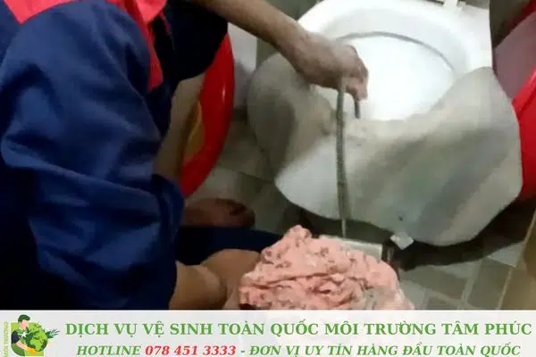 Thông bồn cầu nghẹt tại Tân Hiệp Kiên Giang – Nhanh Gọn 24/24 6 Thông bồn cầu nghẹt tại Tân Hiệp