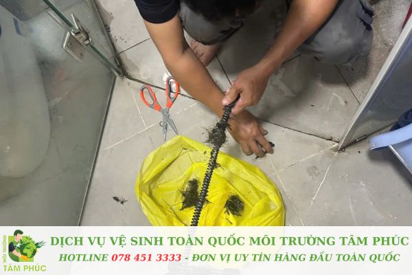 Thông cống nghẹt tại Khuê Trung