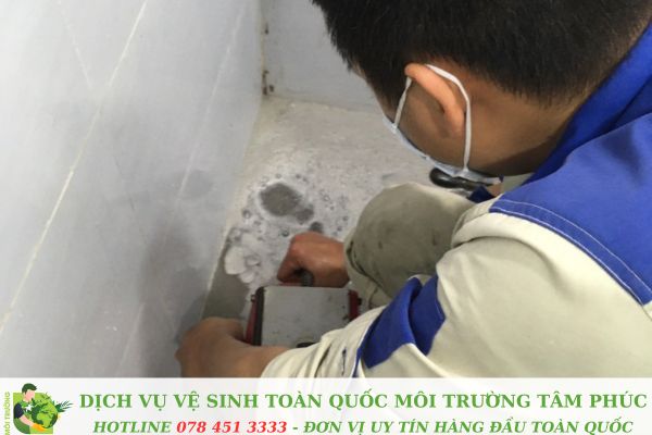 Thông tắc cống tại Thị xã Kinh Môn 