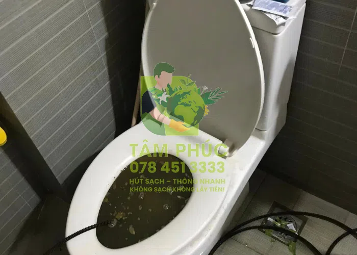 Thông bồn cầu nghẹt tại Hiệp Thành, Cà Mau - Bảo hành dài hạn 2026 3 hinh anh thuc te tam phuc 26 -