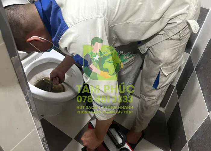 Thông bồn cầu nghẹt tại An Xuyên Cà Mau - Phục vụ 24/7 1 hinh anh thuc te tam phuc 3 -