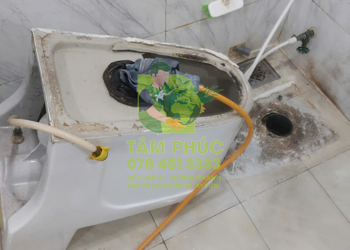 Thông bồn cầu nghẹt tại Tân Thành Cà Mau chuyên nghiệp 2026 1 hinh anh thuc te tam phuc 36 -