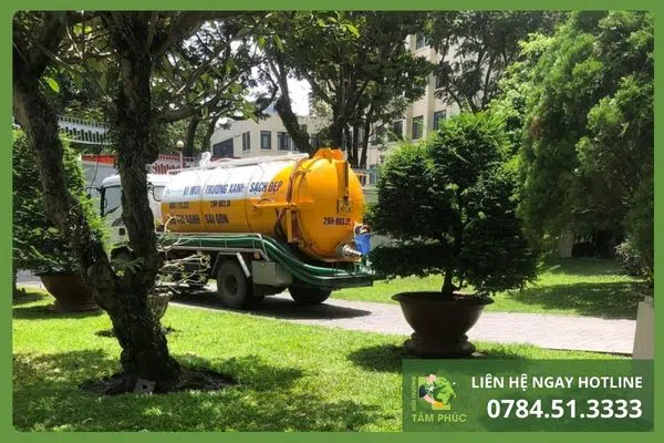 Hút bể phốt tại Vụ Bản - Xe 1-20 khối không mùi 4 hut be phot tai vu ban 2 -