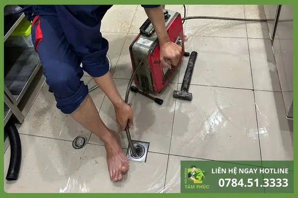 Thông cống nghẹt tại Khuê Mỹ Đà Nẵng - 5 tiêu chí chọn đơn vị uy tín 3 thong cong nghet tai khue my 2 -