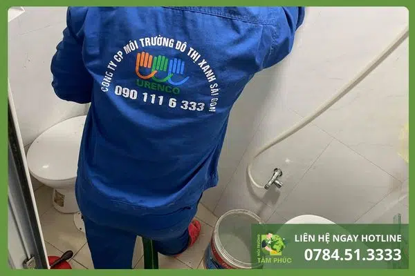 Thông tắc bồn cầu tại Giao Thủy siêu tốc – Xử lý trong 30 phút 4 thong-tac-bon-cau-tai-giao-thuy