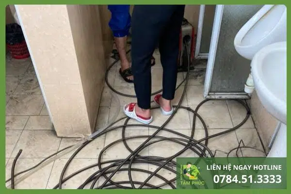 Thông tắc bồn cầu tại Vũ Thư 24/7 - Có mặt 15 phút 3 thong-tac-bon-cau-tai-vu-thu