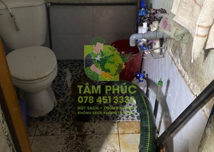 Hút bể phốt tại Phù Cừ