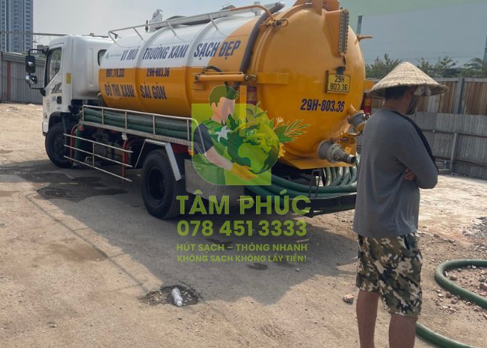 Hút bể phốt tại Sông Công
