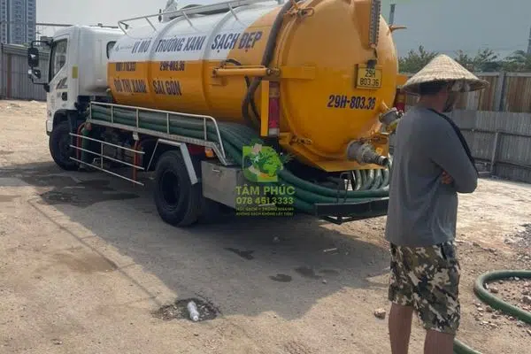 Hút hầm cầu tại thành phố Cam Ranh – Hút sạch tận gốc 100% 1 hut-ham-cau-tai-thanh-pho-cam-ranh