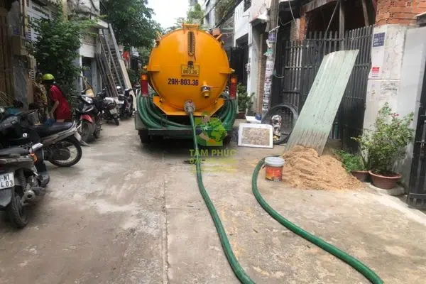 Hút hầm cầu tại thành phố Nha Trang – Hút sạch 100% bùn thải 4 hut-ham-cau-tai-thanh-pho-nha-trang-4