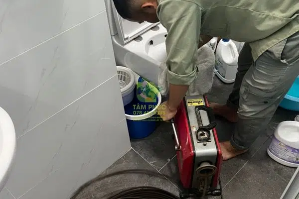 Thông bồn cầu nghẹt tại Sa Đéc Đồng Tháp – Có Mặt Sau 15 - 20 Phút 5 thong-bon-cau-nghet-tai-sa-dec-5