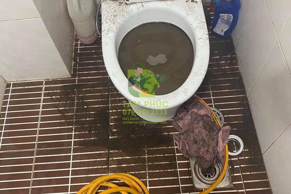 Thông bồn cầu nghẹt tại Vĩnh Mỹ