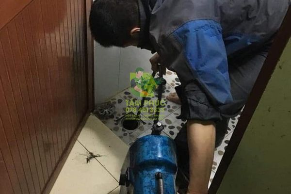 Thông cống nghẹt tại Cù Lao Giêng