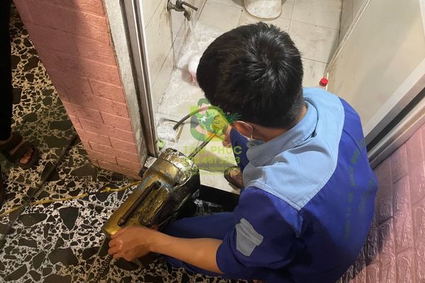 Thông cống nghẹt tại Cù Lao Giêng
