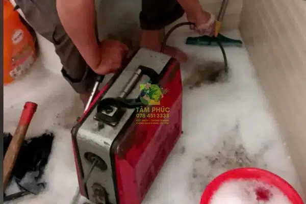 thong-cong-nghet-tai-nga-son-5