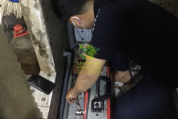 Thông cống nghẹt tại Ngãi Tứ