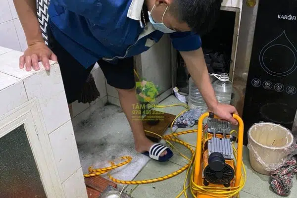 Thông cống nghẹt tại thành phố Cam Ranh – Đúng hẹn 100%, sạch tinh 4 thong-cong-nghet-tai-thanh-pho-cam-ranh-4