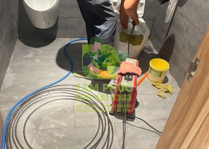Thông tắc bồn cầu tại thị xã Chũ