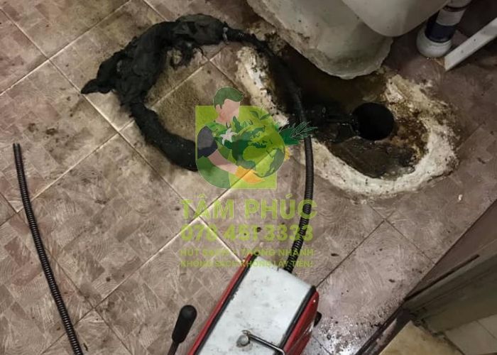 Thông tắc bồn cầu tại thị xã Chũ