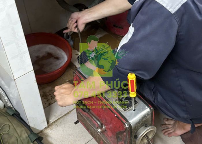 Thông tắc bồn cầu tại Lục Nam 