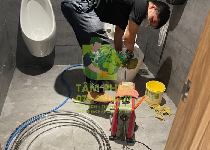 Thông tắc bồn cầu tại Lục Ngạn