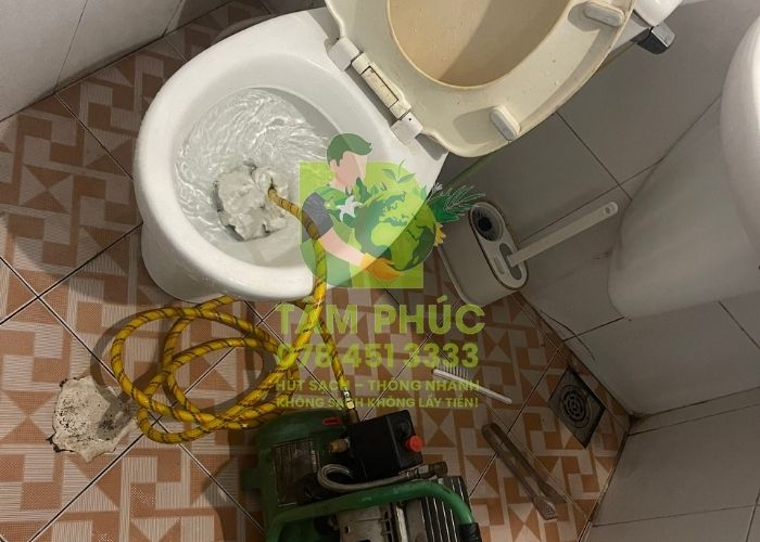 Thông tắc bồn cầu tại Sơn Động