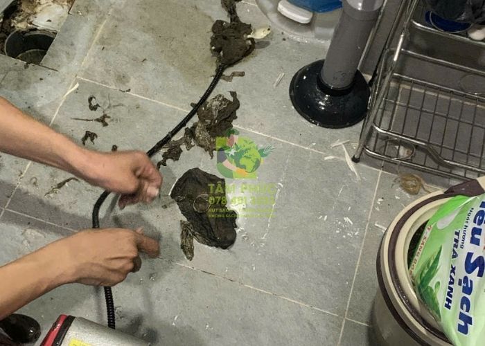 Thông tắc cống tại Định Hóa