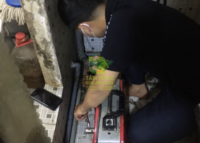 Thông tắc cống tại Phú Bình