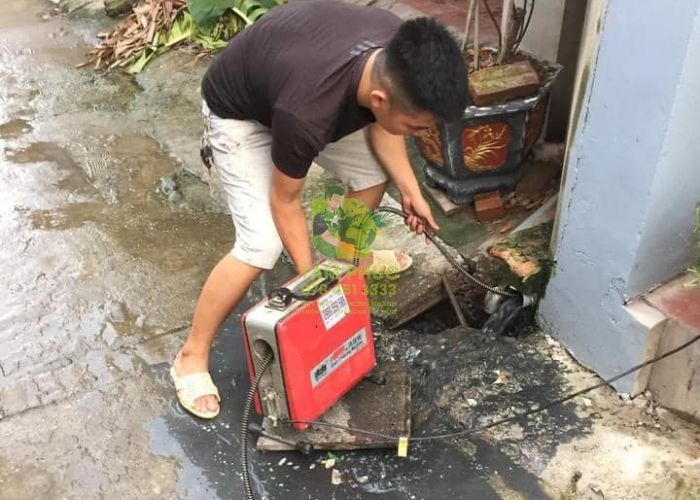 Thông tắc cống tại Phú Lương