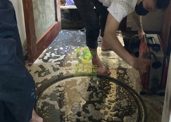 Thông tắc cống tại Võ Nhai