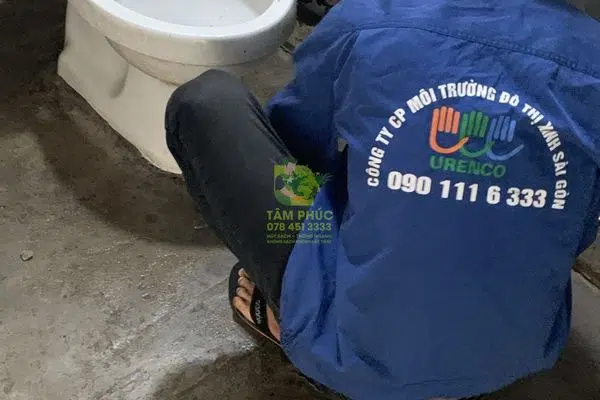 Thông Bồn Cầu Nghẹt Tại Mỏ Cày Nam Bến Tre - Dịch Vụ 24/7 5 thong-bon-cau-nghet-tai-mo-cay-nam-ben-tre-3