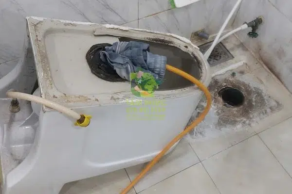 Thông bồn cầu nghẹt tại Thạnh Trị - Chuyên nghiệp, phục vụ 24h 2 Thông bồn cầu nghẹt tại Thạnh Trị