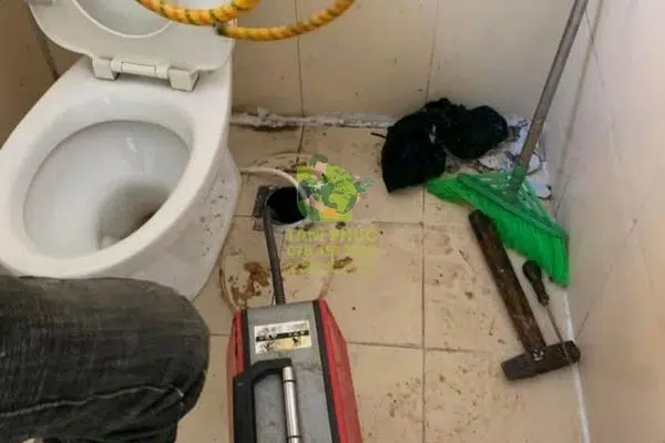 Thông bồn cầu nghẹt tại Vĩnh Châu - Chuyên nghiệp 24/7 2 Thông bồn cầu nghẹt tại Vĩnh Châu