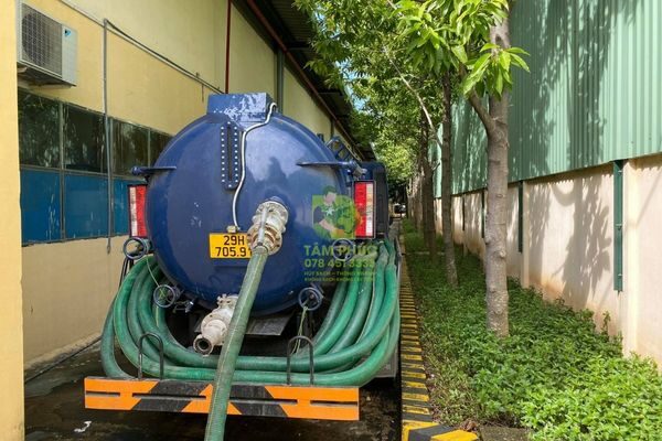 Hút hầm cầu Phường 2 Quận Phú Nhuận – Xe hiện đại, hút sạch 100% 2 hut-ham-cau-phuong-2-quan-phu-nhuan