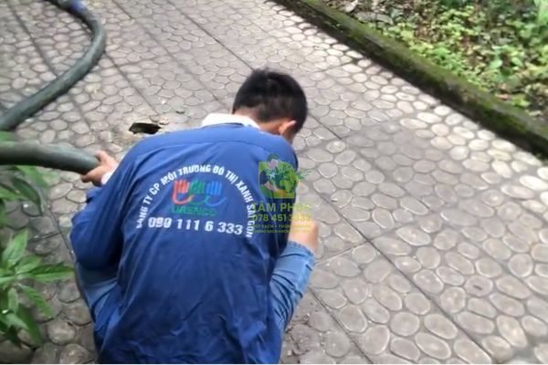 Hút hầm cầu Phường 5 Quận Phú Nhuận – Hút sạch 100% tận đáy 5 hut-ham-cau-phuong-5-quan-phu-nhuan-4
