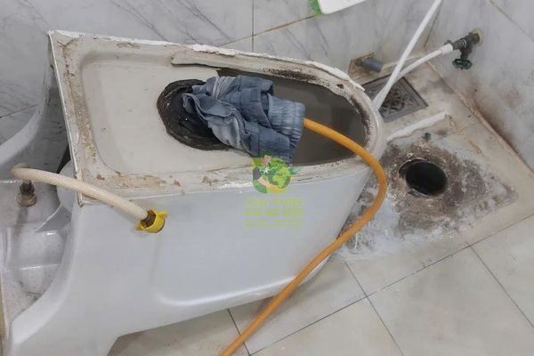 Thông bồn cầu nghẹt Phường 14 Quận Gò Vấp – 30P là xong 2 thong-bon-cau-nghet-phuong-14-quan-go-vap