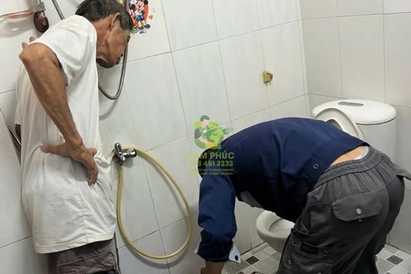 Thông bồn cầu nghẹt Phường 15 Quận Gò Vấp – Triệt để 1005, BH 12T 4 thong-bon-cau-nghet-phuong-15-quan-go-vap-3