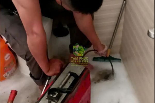 Thông cống nghẹt Phường 11 Quận Phú Nhuận – 15P thợ đến ngay 3 thong-cong-nghet-phuong-11-quan-phu-nhuan-2
